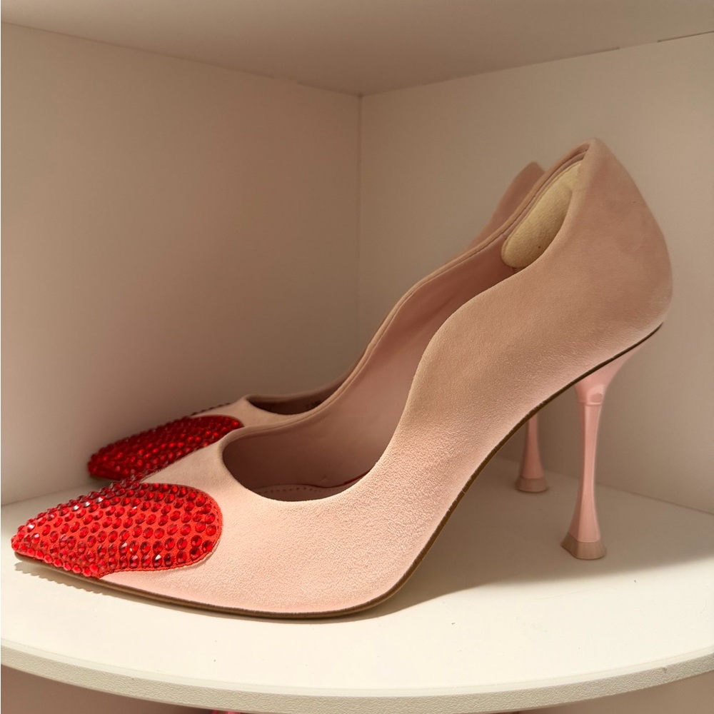 Gianni Bini Pink Suede Heels with Red Rhinestone Heart Toe – Valentine’s - Picture 3 of 8